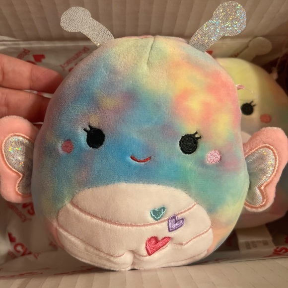 Squishmallow bundle wren butterfly 5” valentine - Picture 2 of 3
